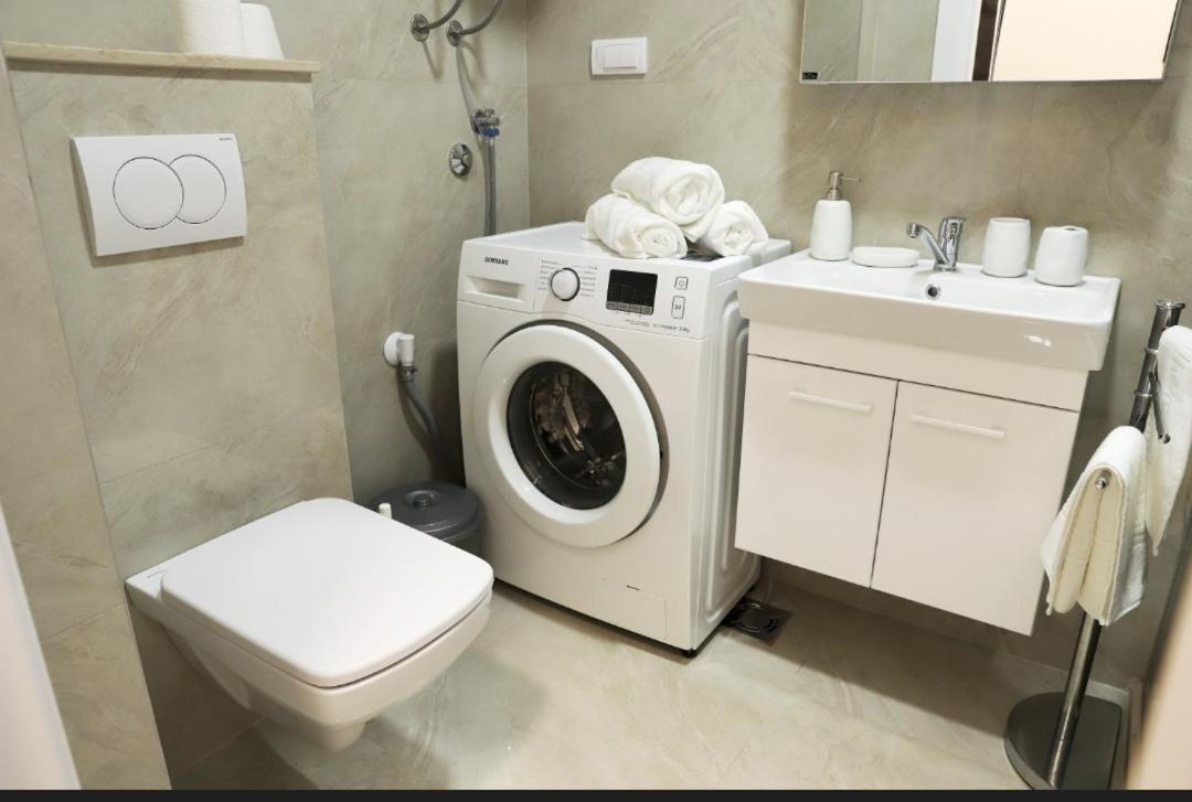 באר Studio Apartment, 5 Minutes To The Beach מראה חיצוני תמונה