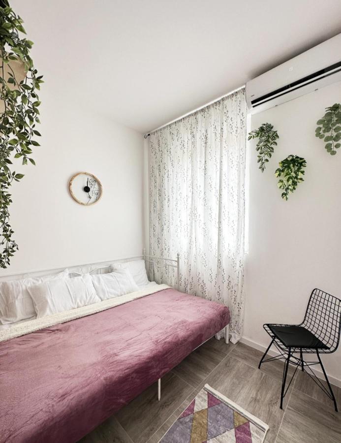באר Studio Apartment, 5 Minutes To The Beach מראה חיצוני תמונה